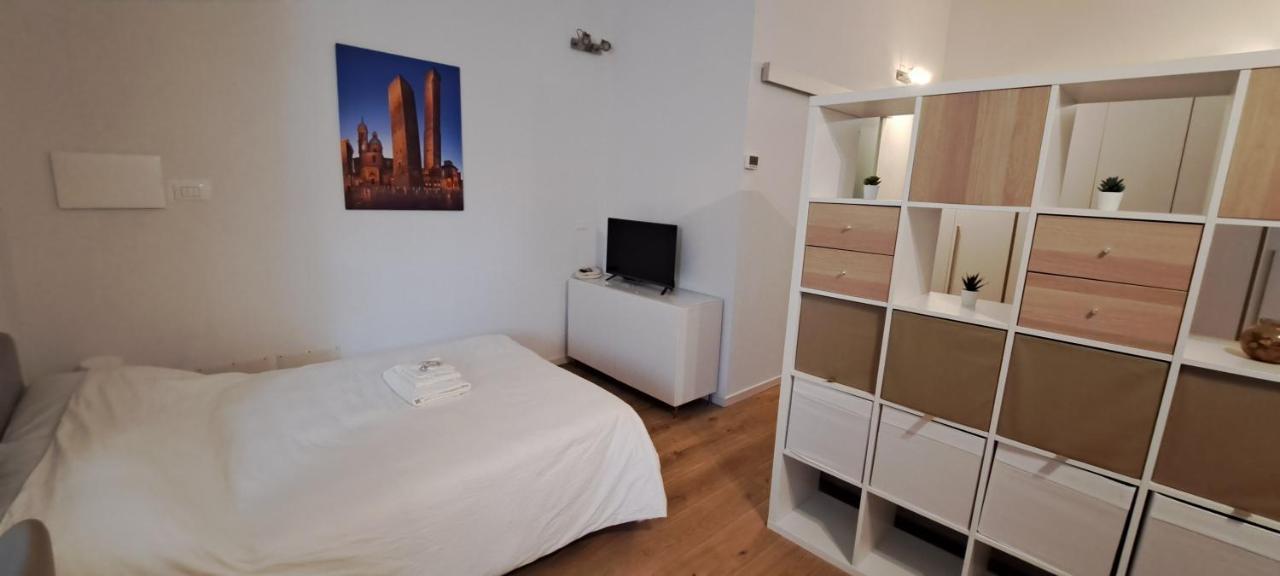 Piazza La Veneta New Very Close To The Center University And Hsorsola Bologna Exterior photo